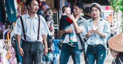 Johnny Trí Nguyễn làm “vú em” bất đắc dĩ