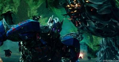 Những điểm bạn có thể bỏ qua trong trailer mới của Transformers 5