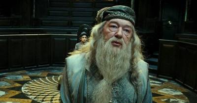 Cụ Dumbledore sẽ trở lại trong Fantastic Beast 2