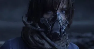 Phim Space Between Us của Asa Butterfield ra mắt trong tháng 12