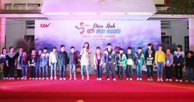 Điện Ảnh cho mọi người - Hơn 3,000 học sinh dân tộc được xem phim miễn phí