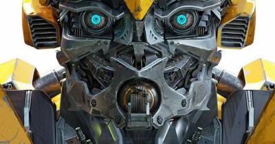 Những hình ảnh đầu tiên từ phim trường của Transformers Universe: Bumblebee