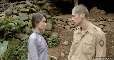 Bầu Trời Đỏ - Tình yêu xuyên bão đạn của chàng lính Pháp và cô gái Việt