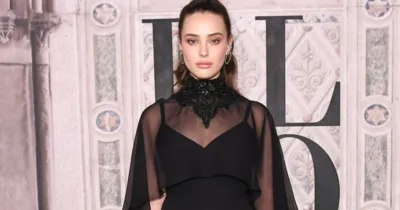 Katherine Langford tham gia dự án phim Knives Out của Rian Johnson