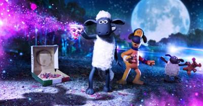 Shaun the Sheep Movie: Farmageddon tung teaser trailer hé lộ chú cừu Shaun bị người ngoài hành tinh bắt cóc