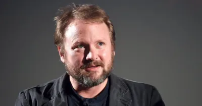 Knives Out của đạo diễn Rian Johnson hé lộ ngày ra mắt dự kiến