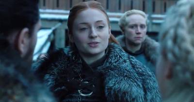 Game of Thrones 8 - Sansa và Daenerys gặp nhau lần đầu trong lịch sử Trò Chơi Vương Quyền