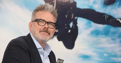Christopher McQuarrie tiếp tục viết kịch bản và đạo diễn cho 2 bộ phim Nhiệm Vụ Bất Khả Thi sắp tới