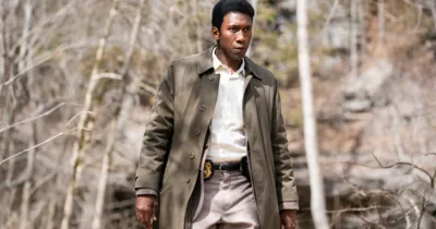 [REVIEW] True Detective mùa 3 – Sự trở lại đầy ngoạn mục của series trinh thám