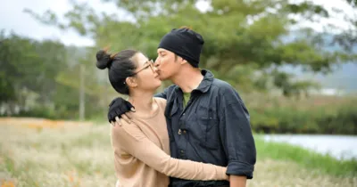 Huy Khánh được bà xã tổ chức sinh nhật trên phim trường Lật Mặt 4