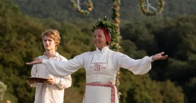 Midsommar và 6 chi tiết thú vị kết hợp từ nhiều nền văn hóa, tín ngưỡng khác nhau