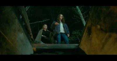 "Bạch Tuyết" Lily Collins tái xuất trong trailer Gia Tài Tội Lỗi