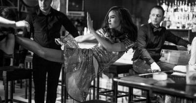 Găng Tay Đỏ - Nồi lẩu thập cẩm "trai xinh-gái đẹp"