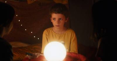 Kẻ Cắp Nhân Dạng - Phim kỳ ảo của Pháp tung trailer và poster chính thức