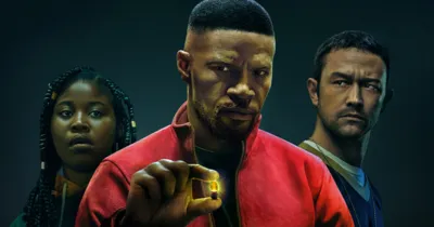 Netflix tháng 8 - "Ôm màn hình" với các phim đa dạng thể loại