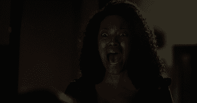 Những Kẻ Vô Cảm (Don't Look Back) - Chuyện kinh dị về "nghiệp quật"