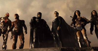 [REVIEW] Justice League (2021) - Sử thi siêu anh hùng và thế khó của DC