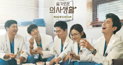 9 khoảnh khắc của Hospital Playlist khiến 'các mọt chân chính' khó lòng quên được