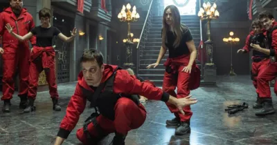 [REVIEW] Money Heist (Netflix) Phần 5 - Thời gian chúng ta chờ đợi quả là đáng từng chút một