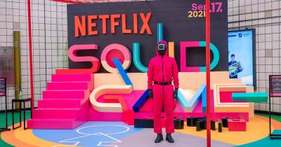 Squid Game (Netflix) - Làm marketing như phim, theo đúng nghĩa đen!