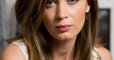 Vùng Đất Câm Lặng Phần II - Emily Blunt: Từ bệnh nói lắp đến nữ minh tinh hàng đầu nước Anh