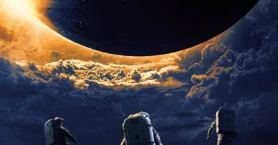 Moonfall (2022) - Trái Đất hứng chịu cơn thịnh nộ của Mặt Trăng