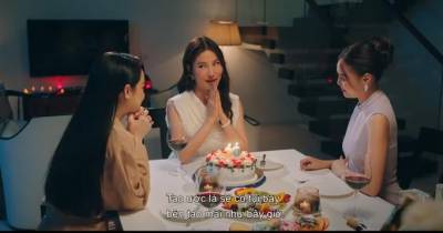 [REVIEW] 1990 (2022)