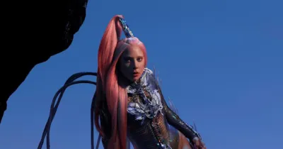 Lady Gaga – Nhiều hơn cả một cô ca sĩ