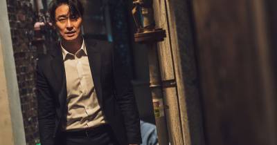 Quý Ông Số “Đỏ” - Joo Ji Hoon tái xuất đầy lịch lãm trong phim điện ảnh mới