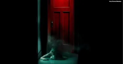 Quỷ Quyệt: Cửa Đỏ Vô Định - Ác mộng trở lại ám ảnh gia đình Lambert