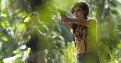 Tiết lộ lời thoại bị cắt về lesbian của Jurassic World: Fallen Kingdom