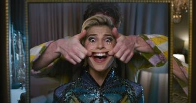 Cười 2 - Chuyện gì đã xảy ra ở phần phần trước?