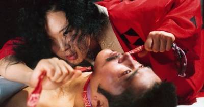 5 Chi tiết nhỏ làm nên những cảnh nóng kinh điển trong phim 18+