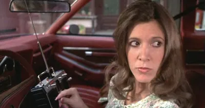 Carrie Fisher - 10 vai diễn ngoài Star Wars mà bạn có thể đã bỏ lỡ