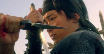 Ninja đối đầu Samurai - 1 đấu 10,000, phần thắng thuộc về?