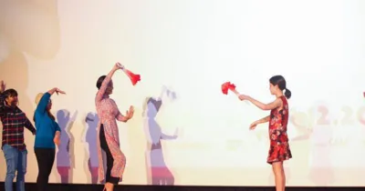Nội Eun Kyung được nội Miu Le hướng dẫn thái cực quyền