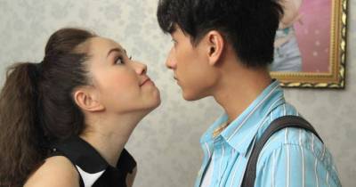 Gia sư nữ quái - Món hài lẩu thập cẩm