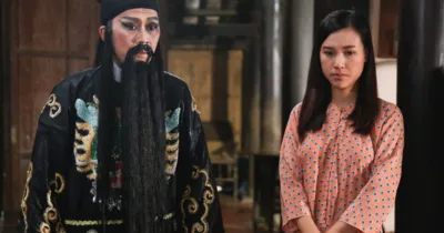 Vừa gây xúc động khi diễn thuyết về tình yêu, Hoàng Oanh bị bắt gặp yêu người đã có con riêng