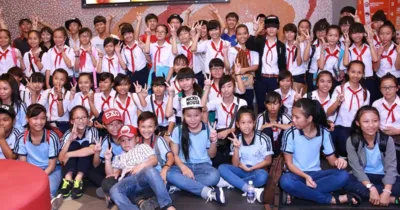 Tôi Thấy Hoa Vàng Trên Cỏ Xanh đến với thiếu nhi vùng sâu vùng xa và người cao tuổi