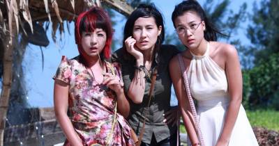 Bộ Ba Rắc Rối, kịch bản nhạt và không nhiều tiếng cười