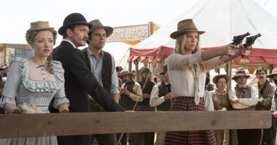 [TRIỆU KIỂU CHẾT MIỀN VIỄN TÂY] Sẵn sàng cười té ghế với miền Tây của nước Mỹ