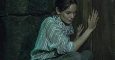 The Other Side of the Door, hãy để người chết được yên