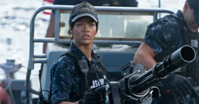 Rihanna gia nhập Valerian and the City of a Thousand Planets cùng Cara Delevinge