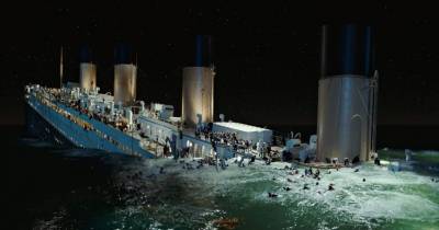 Titanic không vượt được The Hunger Games