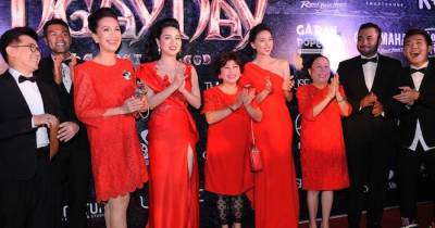 Sao Việt hút mắt trên thảm đỏ ra mắt phim Ngày Nảy Ngày Nay