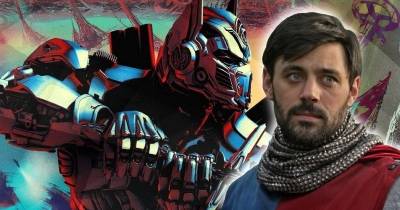 Transformers liên kết như thế nào với vua Arthur?