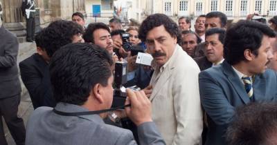 [REVIEW] Loving Pablo - Sẽ không thể có một mối tình thơ mộng trong cuộc đời dữ dội của ông trùm Pablo