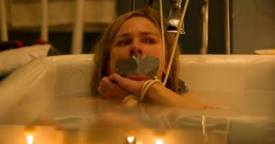 Shut In – Bình mới rượu cũ