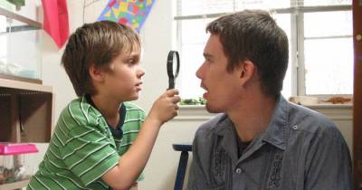 Thời Thơ Ấu - Câu chuyện rất đỗi bình thường nhưng không thể bỏ qua