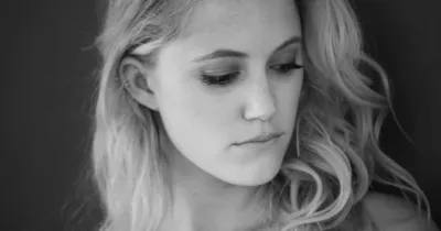 Ngôi sao của It Follows, Maika Monroe tham gia vào Ngày Độc Lập 2